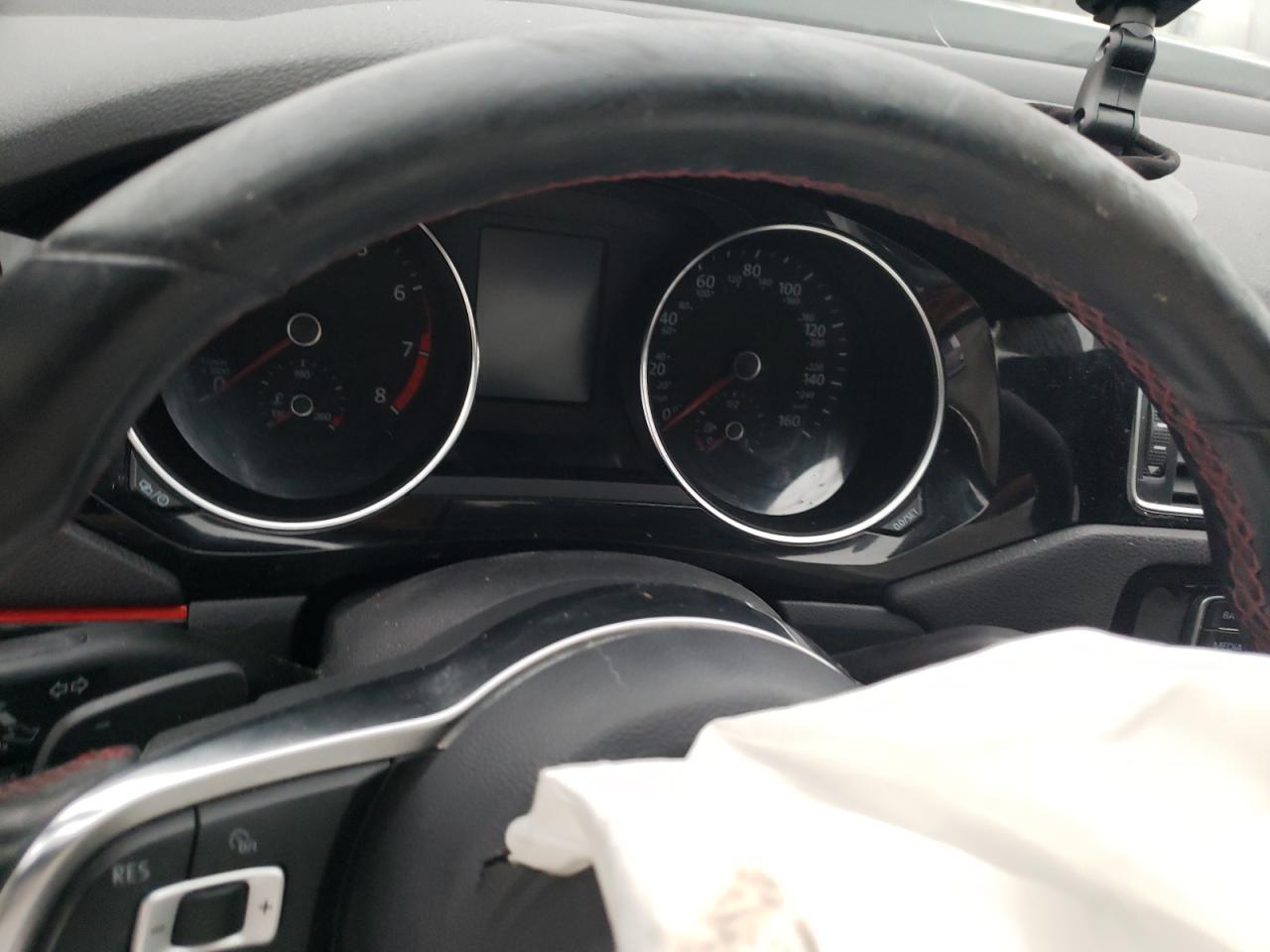 2016 VOLKSWAGEN JETTA