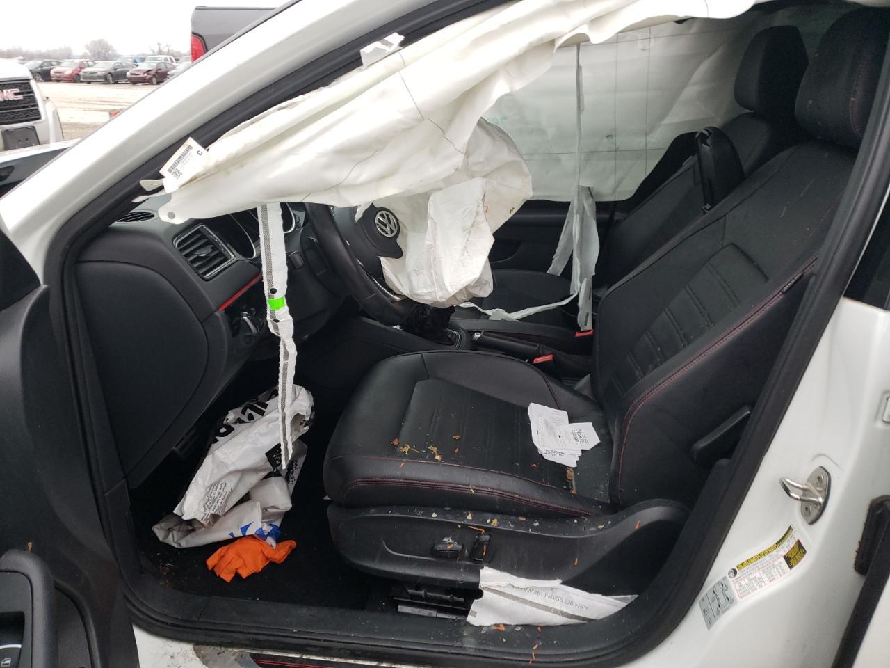 2016 VOLKSWAGEN JETTA