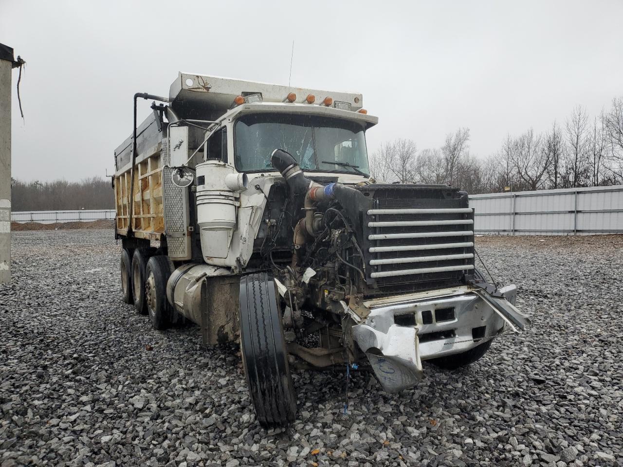 1994 MACK 600 Rd600