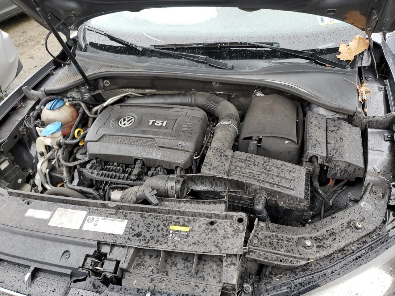 2014 VOLKSWAGEN Passat