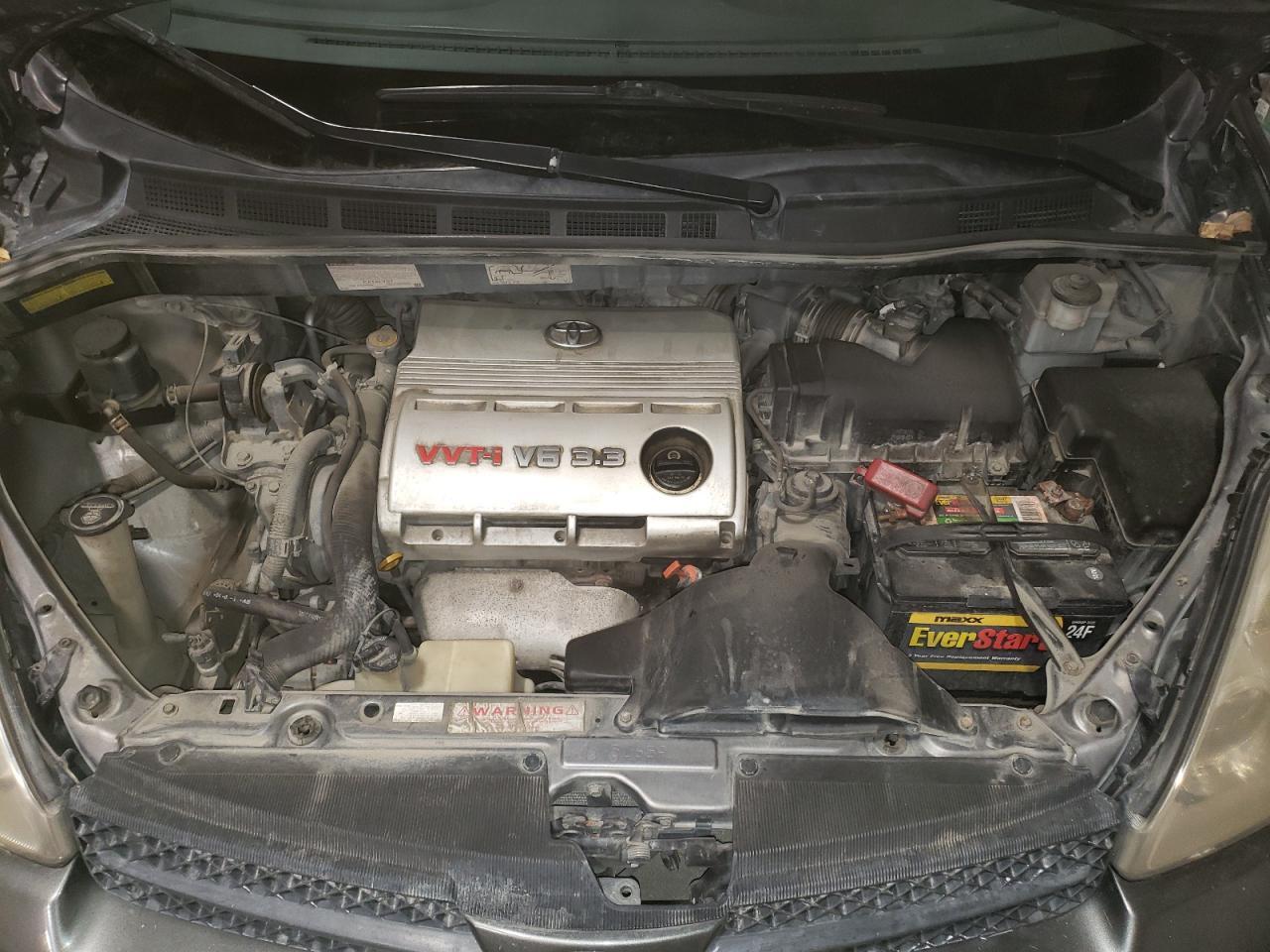 2005 TOYOTA SIENNA