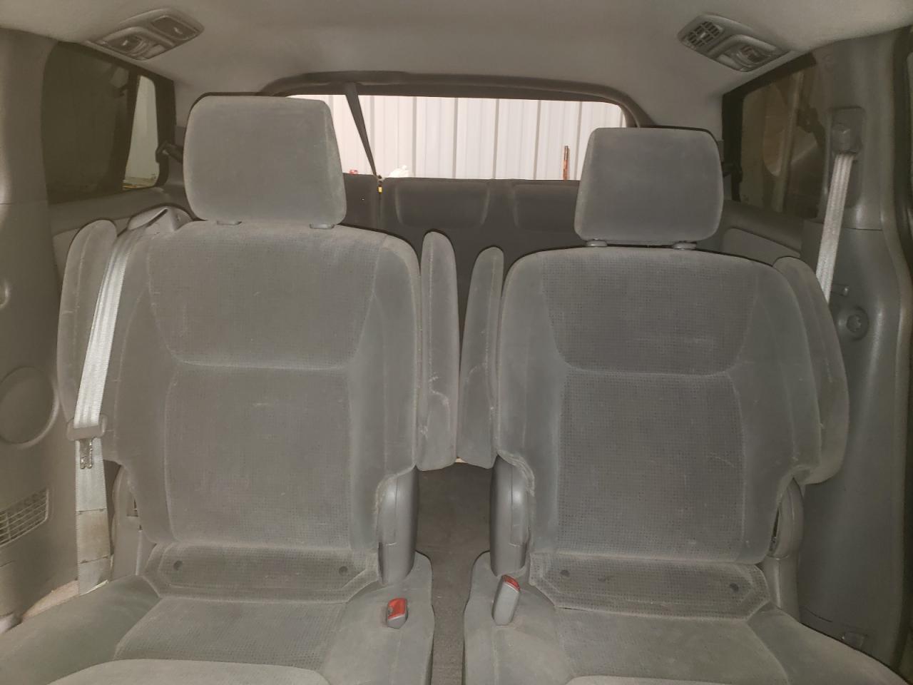 2005 TOYOTA SIENNA