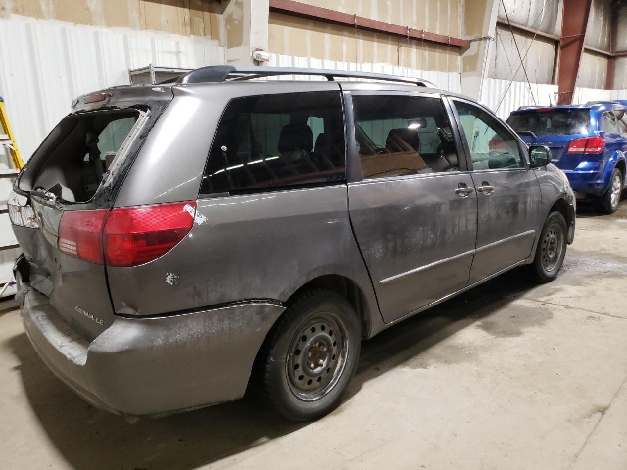 2005 TOYOTA SIENNA