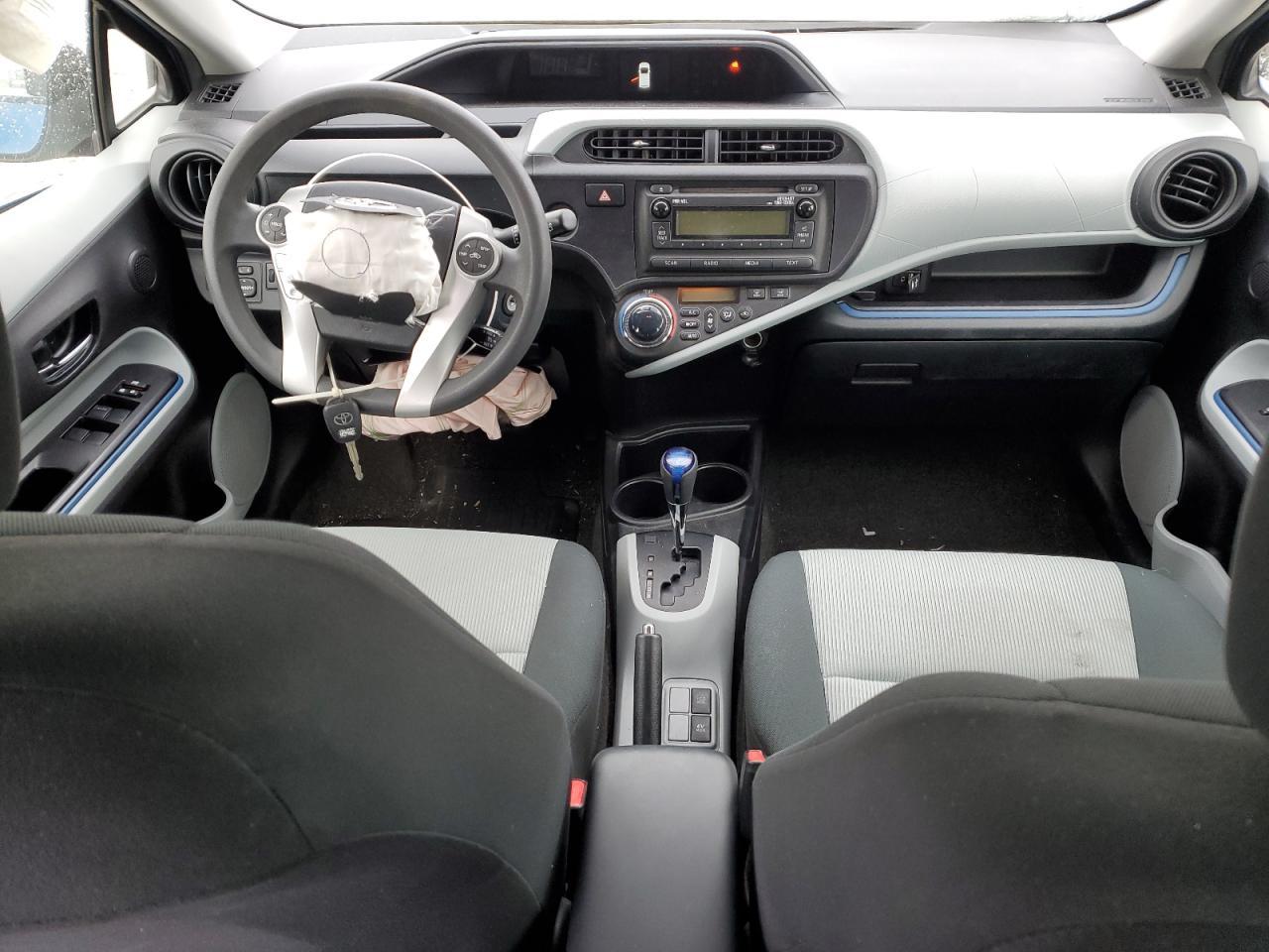 2012 TOYOTA PRIUS