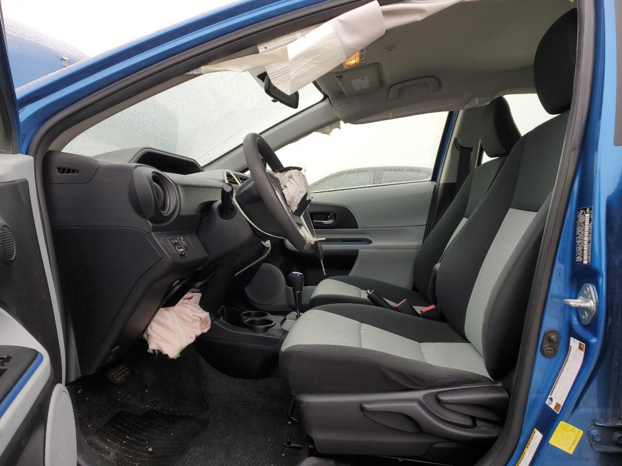 2012 TOYOTA PRIUS