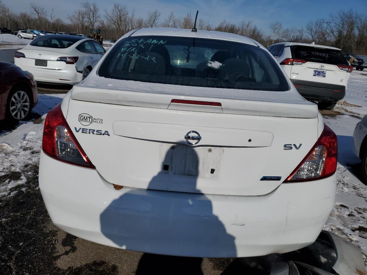 2016 NISSAN VERSA