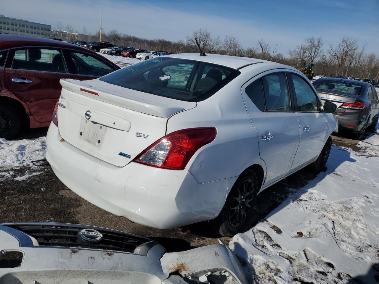 2016 NISSAN VERSA