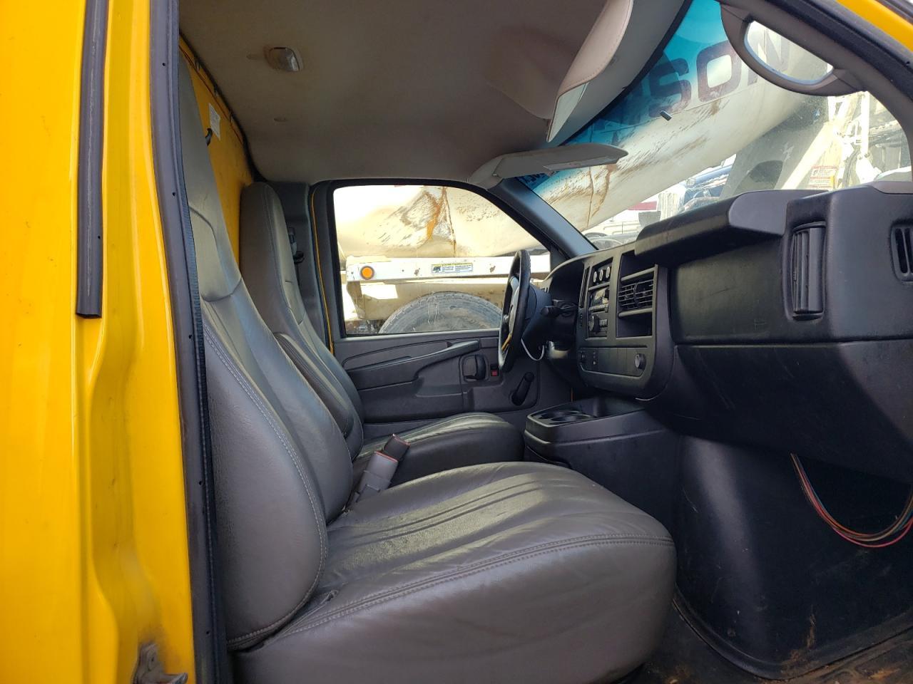2014 GMC Savana