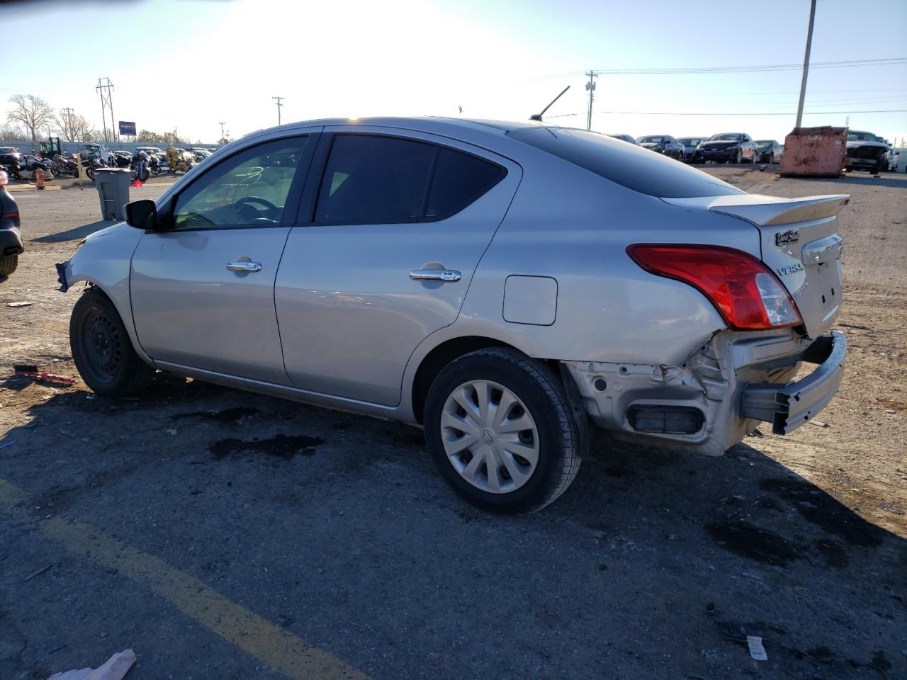 2019 NISSAN VERSA
