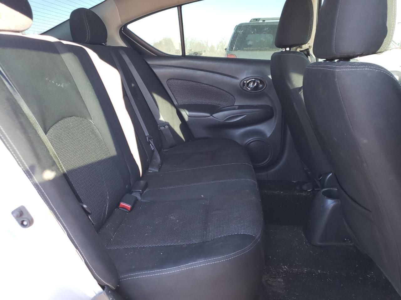 2019 NISSAN VERSA