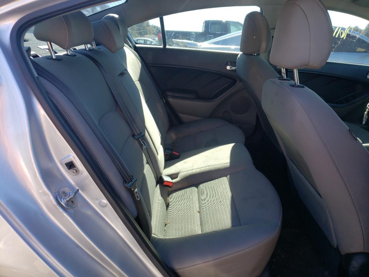 2015 KIA FORTE