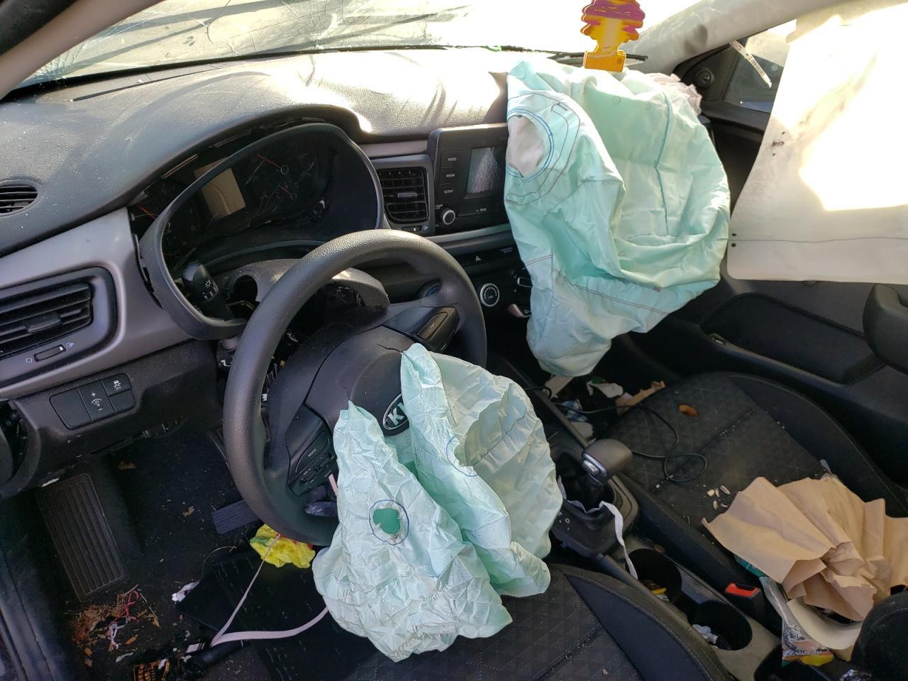 2018 KIA RIO