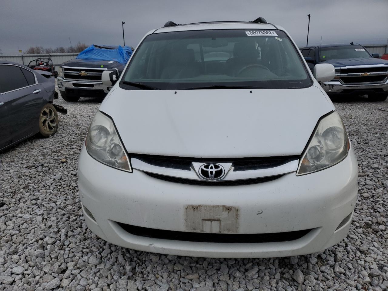 2008 TOYOTA SIENNA