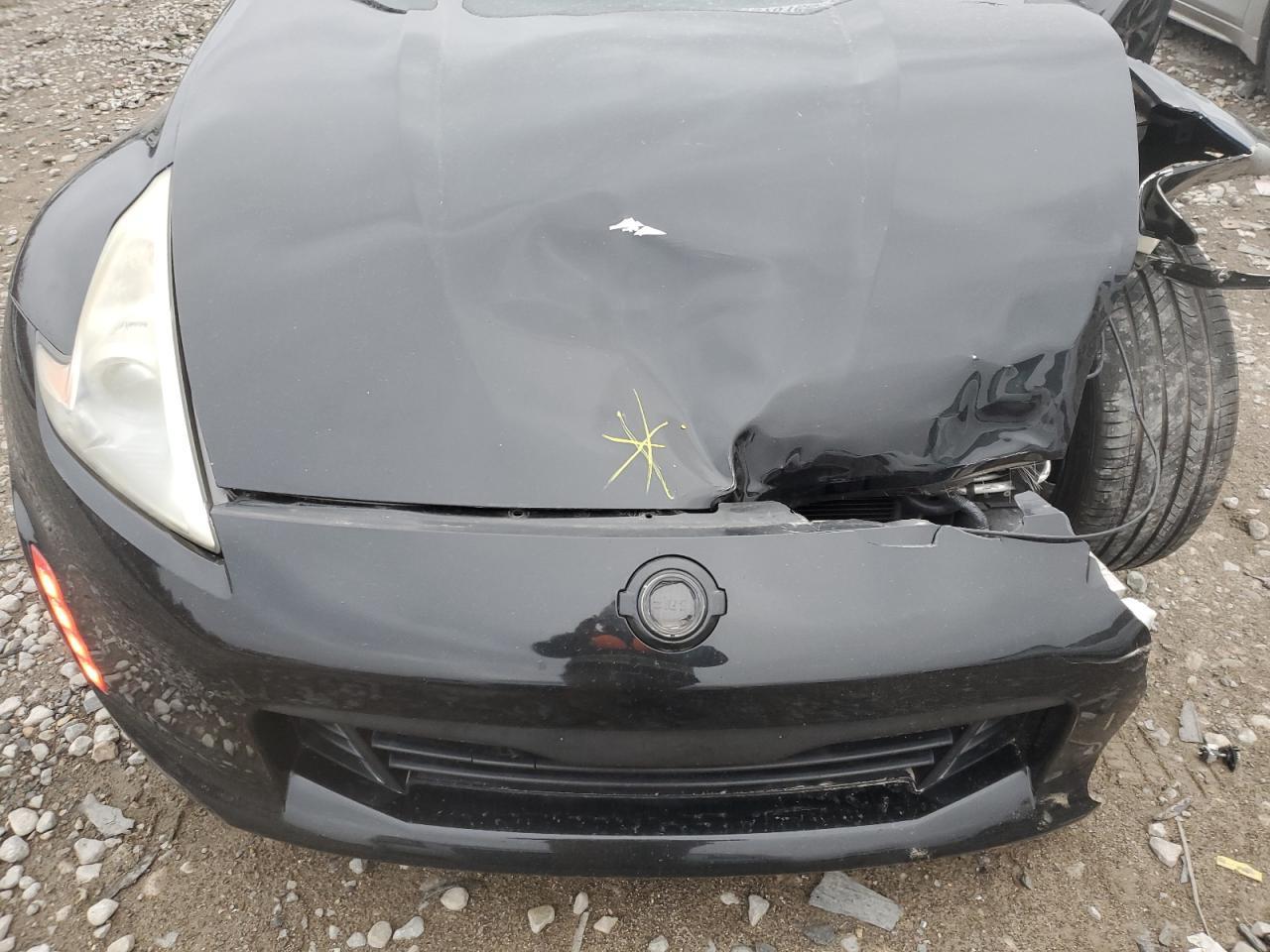 2014 NISSAN 370Z