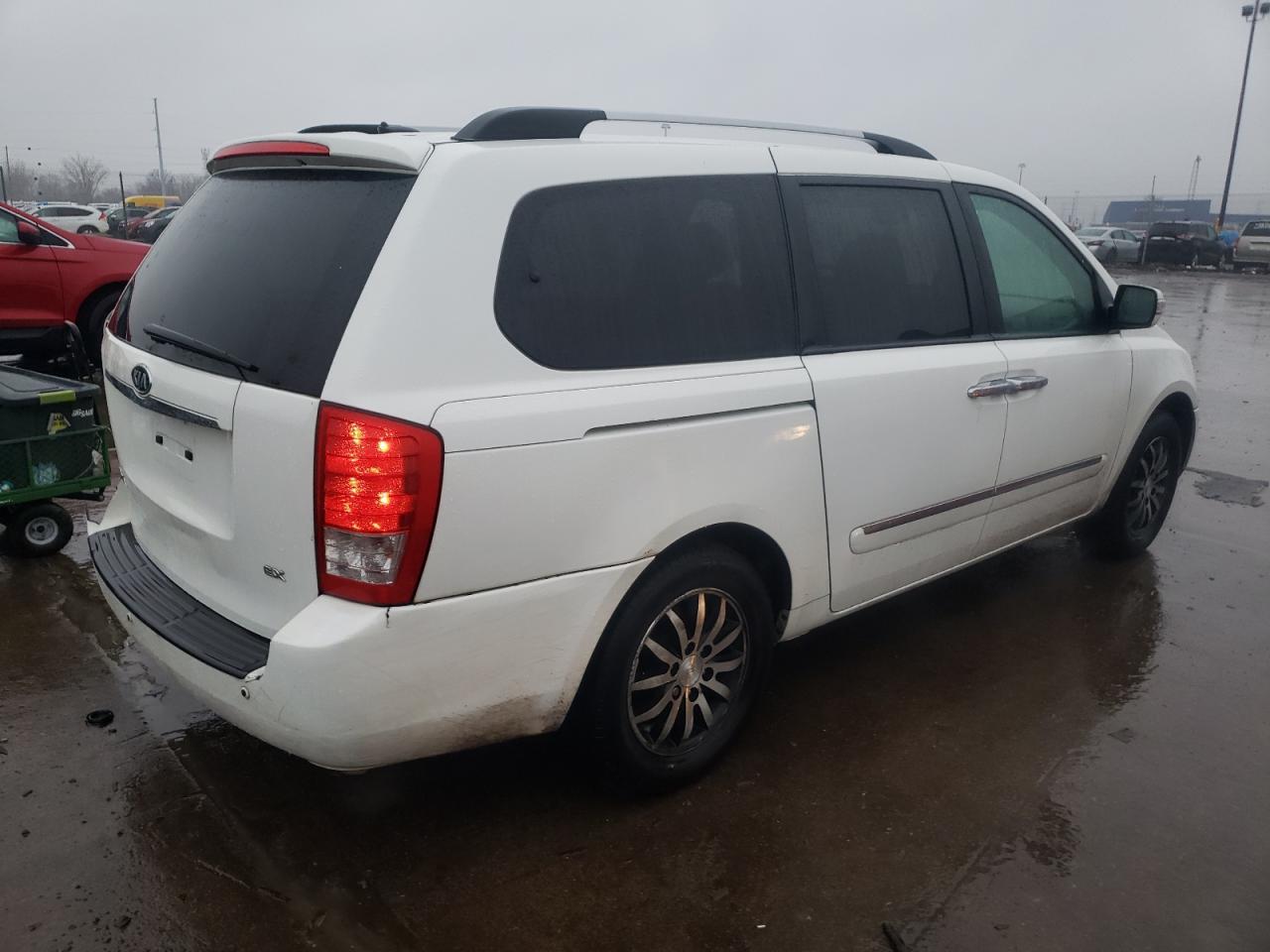 2012 KIA SEDONA