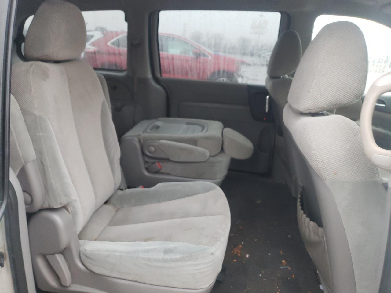 2012 KIA SEDONA