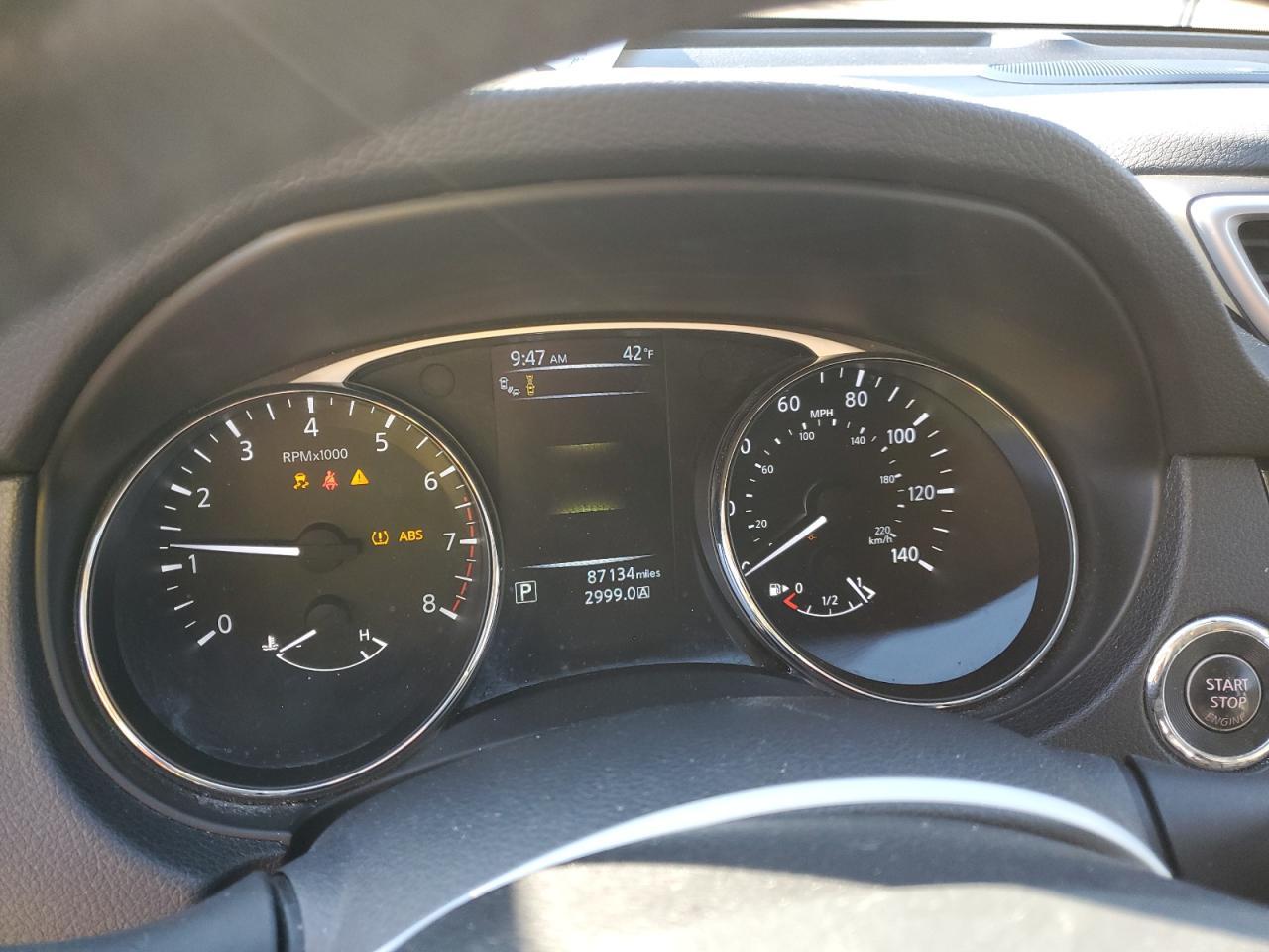 2016 NISSAN ROGUE