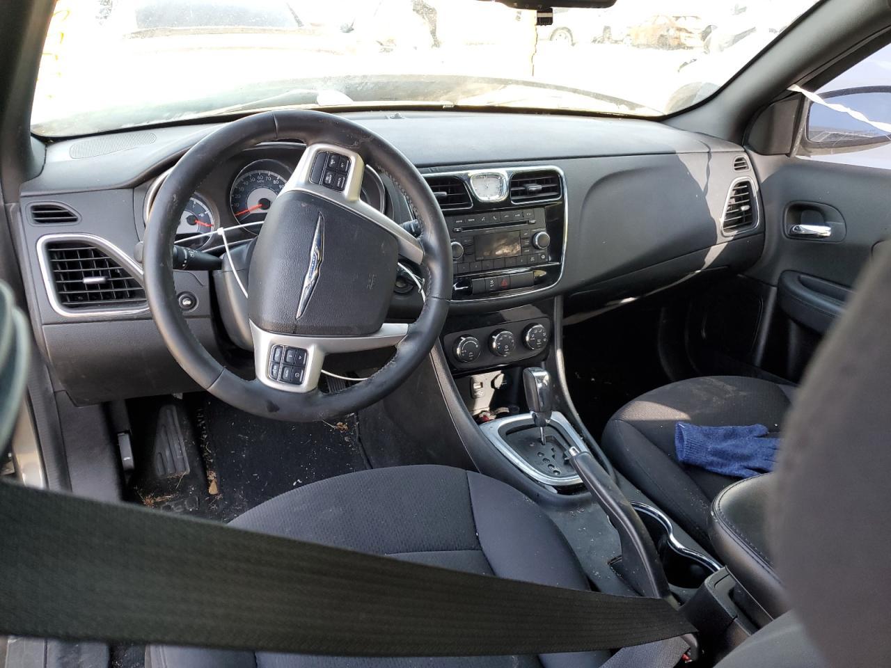 2013 CHRYSLER 200