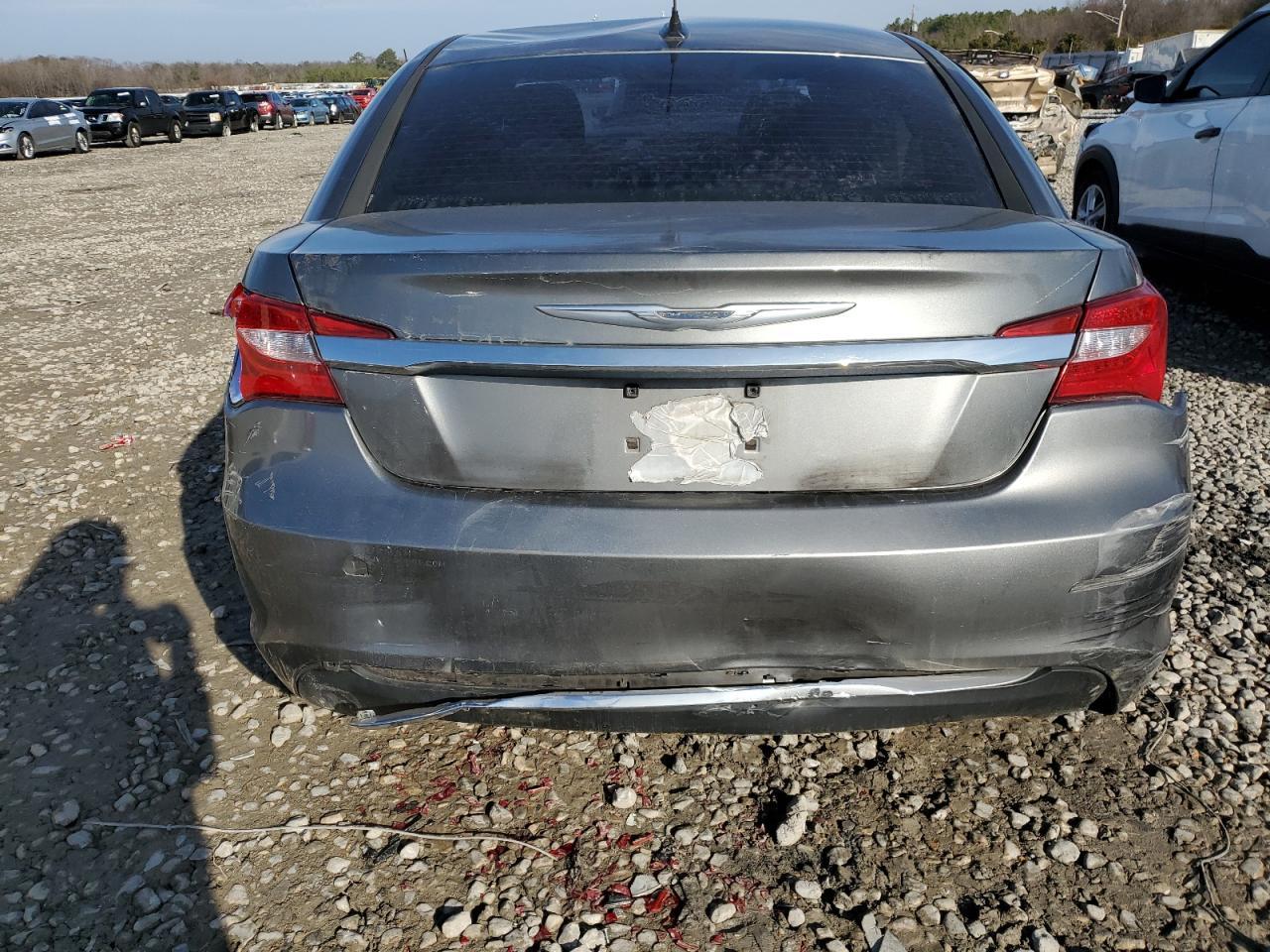 2013 CHRYSLER 200