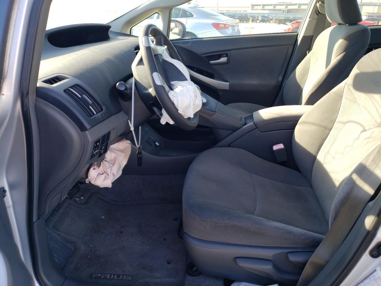 2011 TOYOTA PRIUS