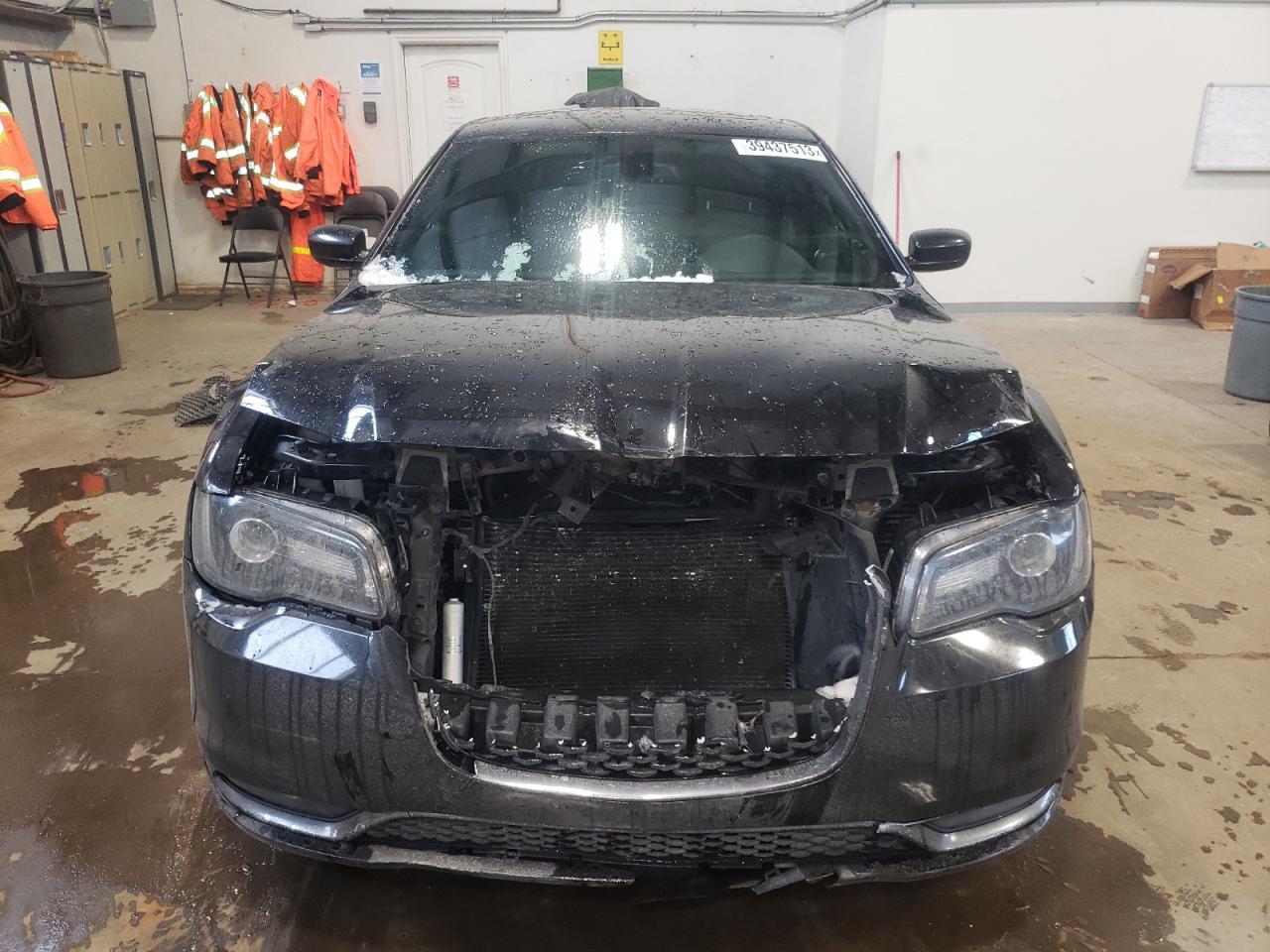 2015 CHRYSLER 300