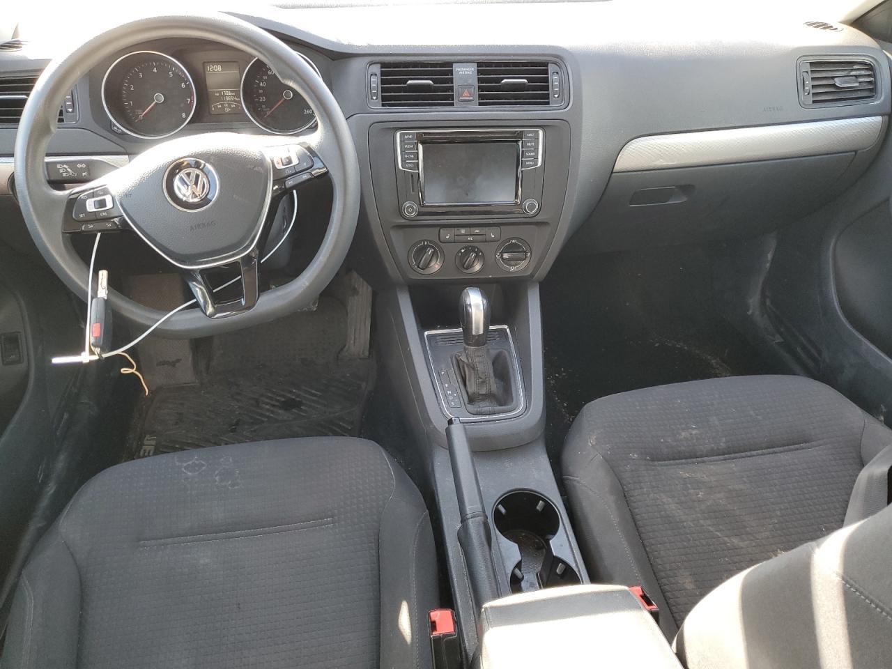 2016 VOLKSWAGEN JETTA