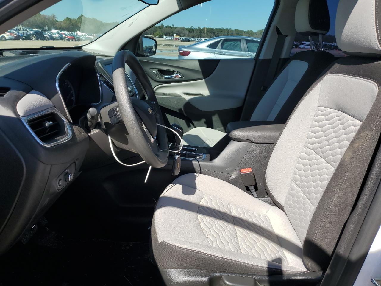2020 CHEVROLET EQUINOX LS