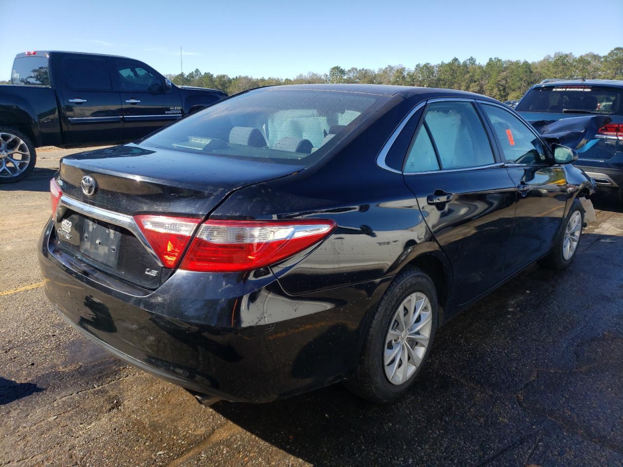 2015 TOYOTA CAMRY