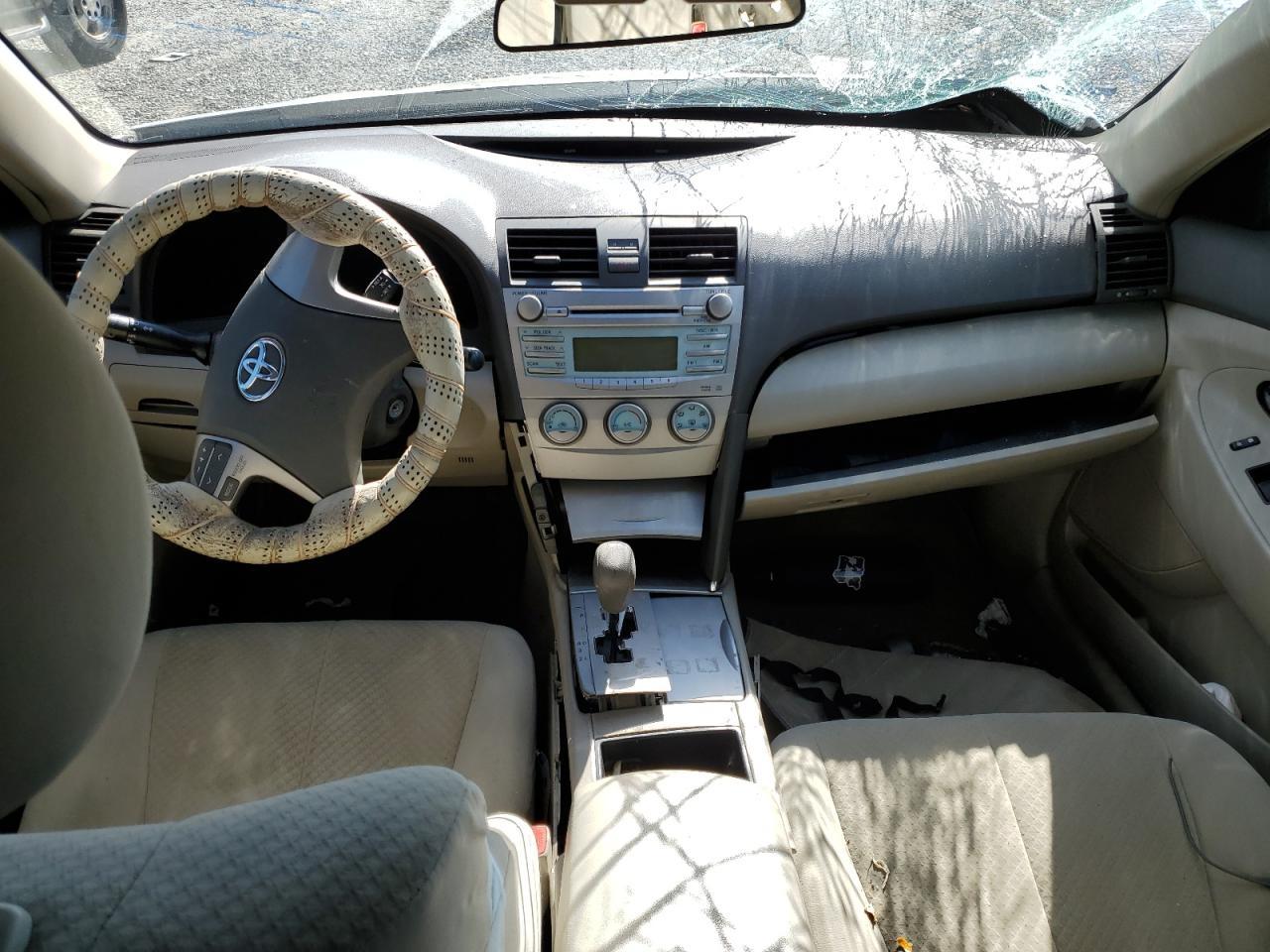 2009 TOYOTA CAMRY