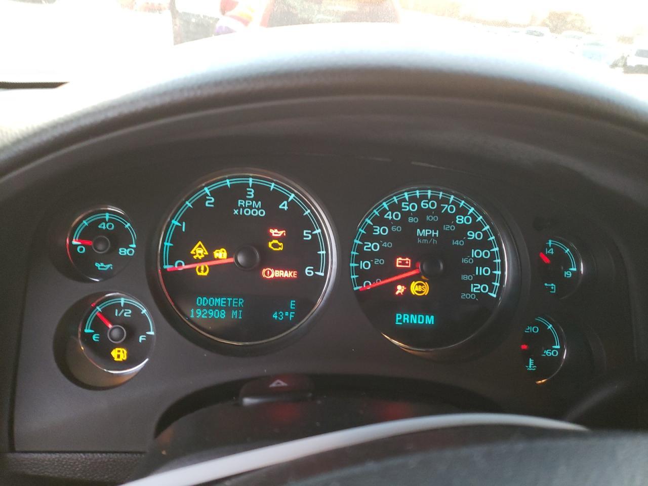2011 CHEVROLET Tahoe