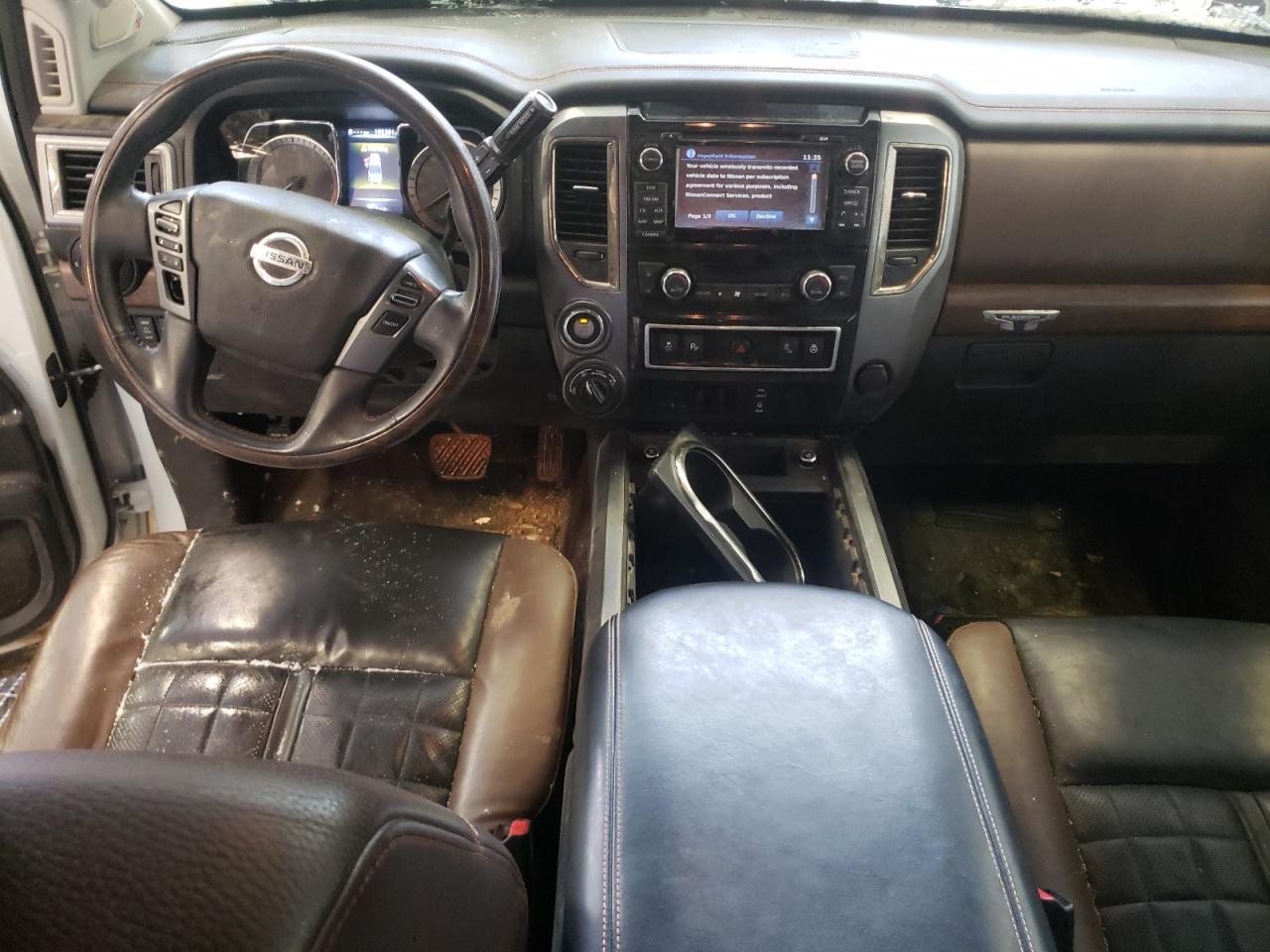 2016 NISSAN Titan