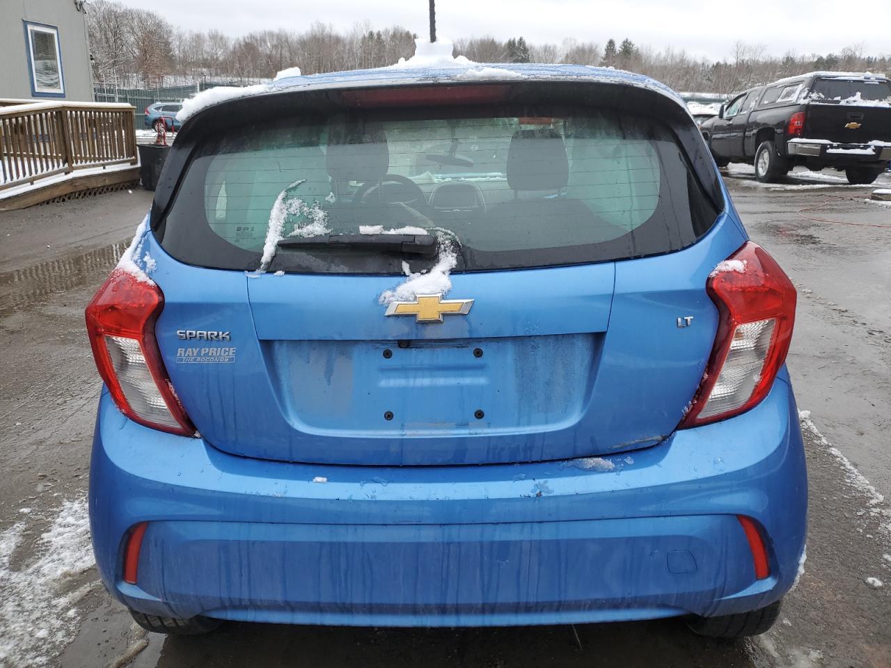 2016 CHEVROLET Spark