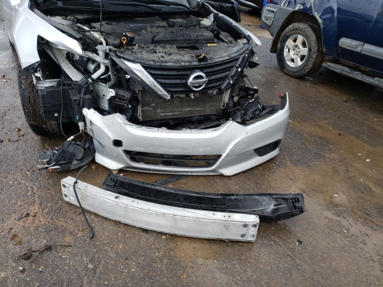 2017 NISSAN ALTIMA
