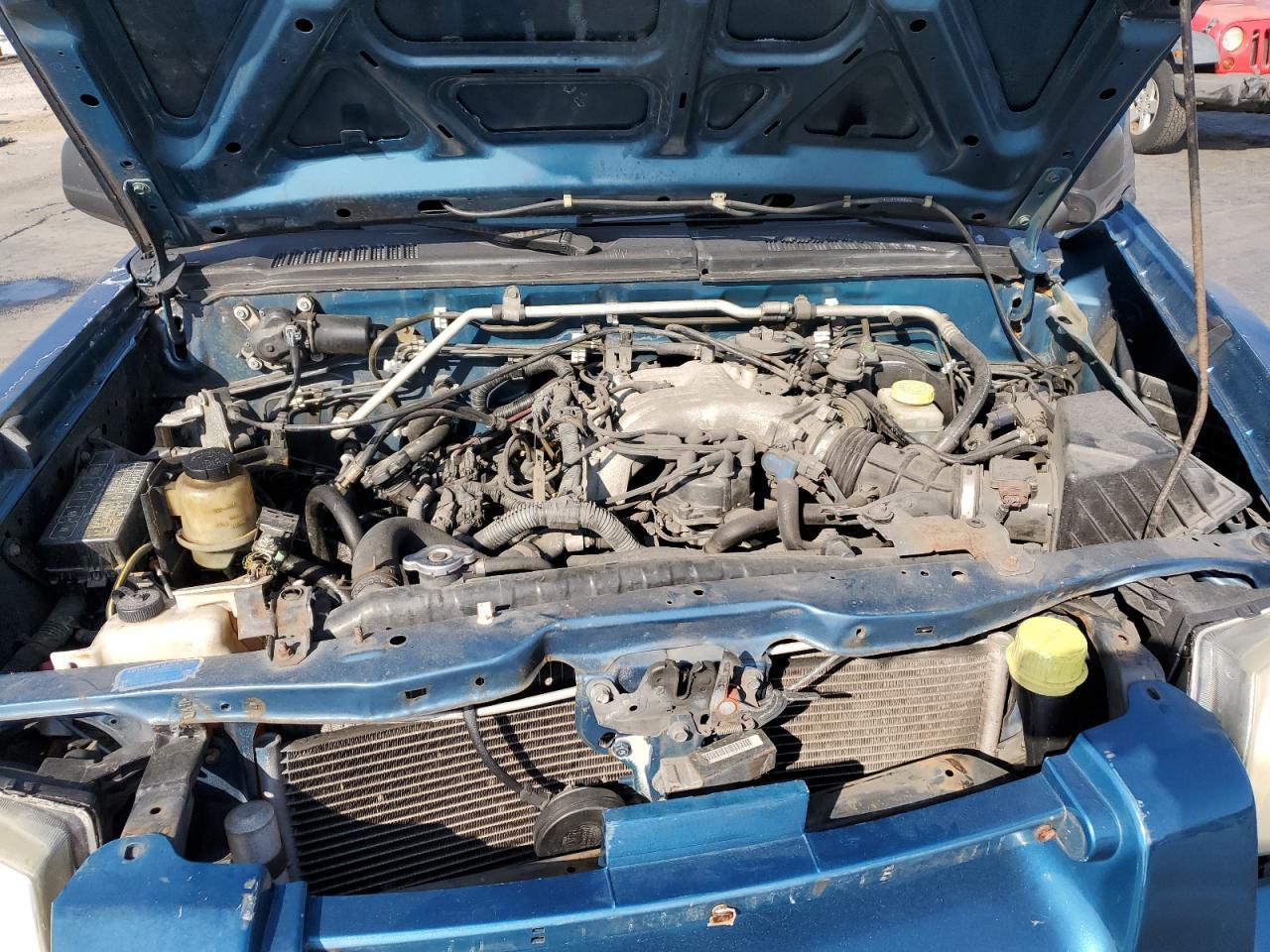 2004 NISSAN Frontier