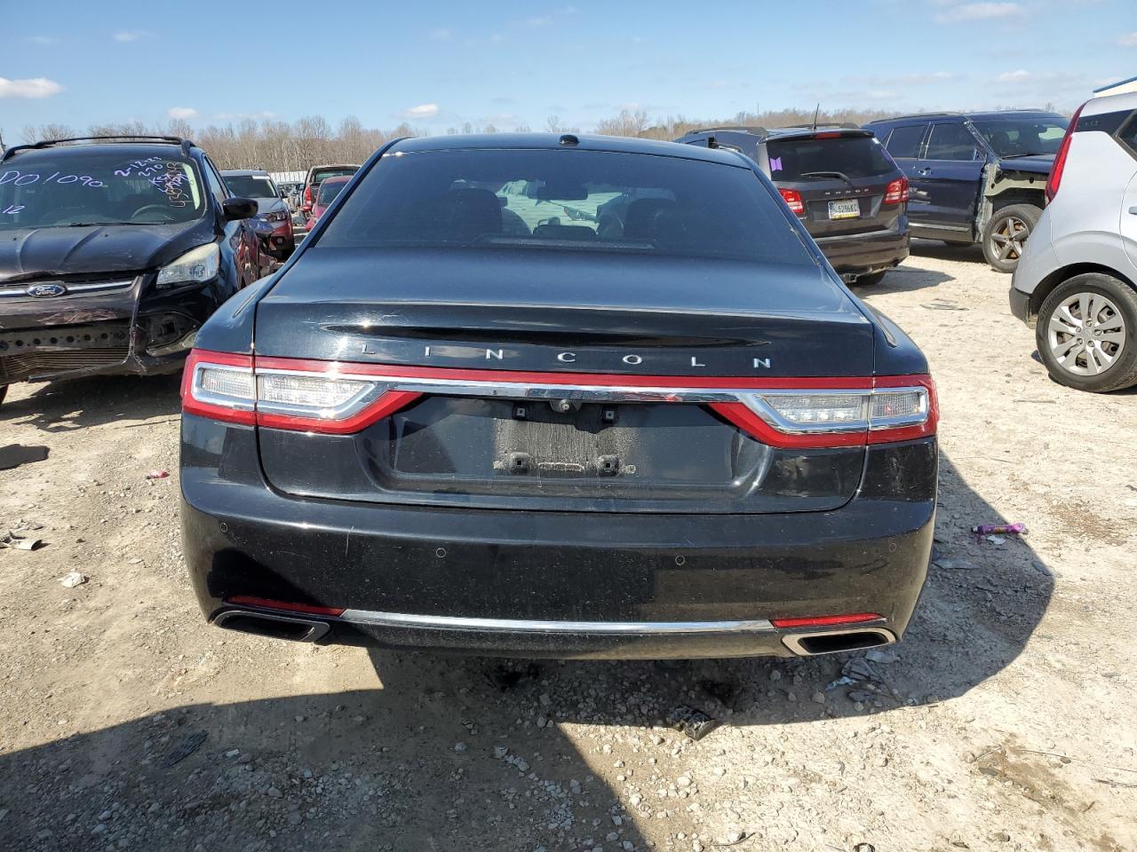 2017 LINCOLN Continental