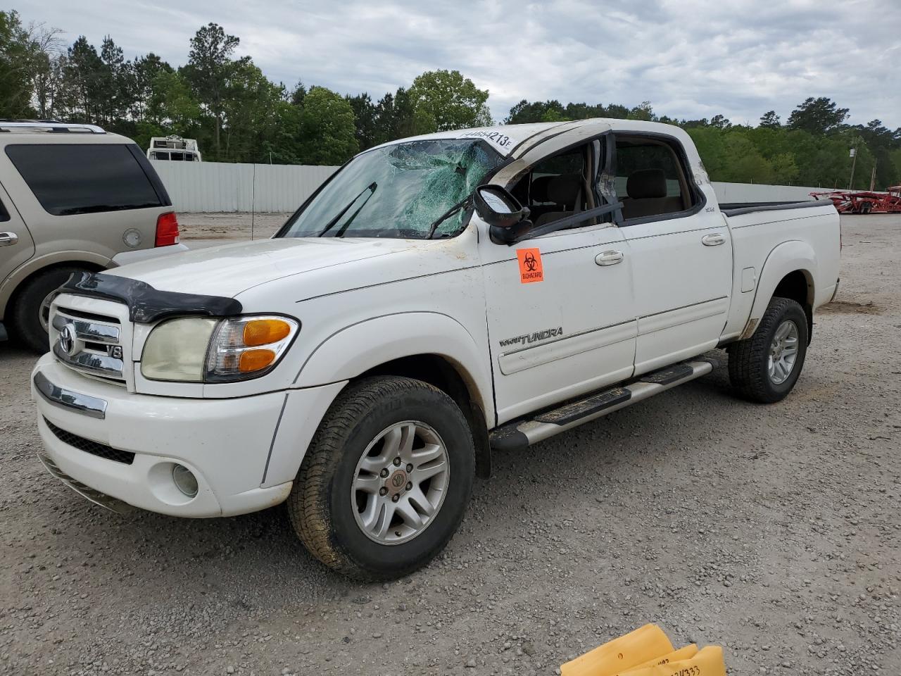 2004 TOYOTA TUNDRA