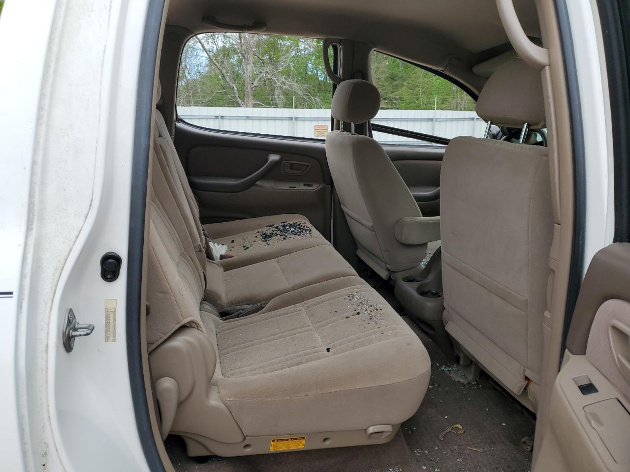 2004 TOYOTA TUNDRA
