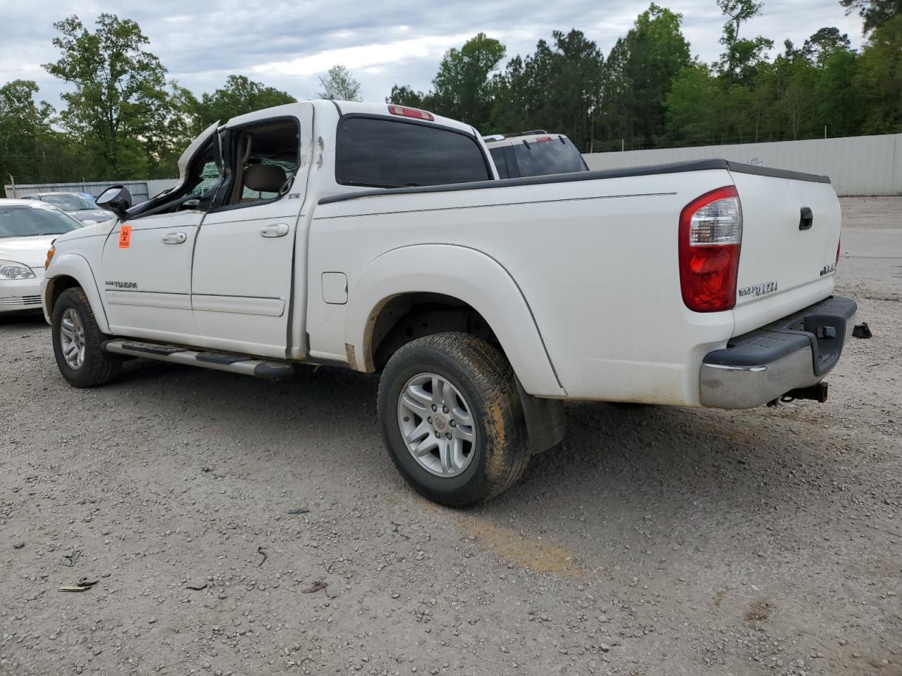 2004 TOYOTA TUNDRA