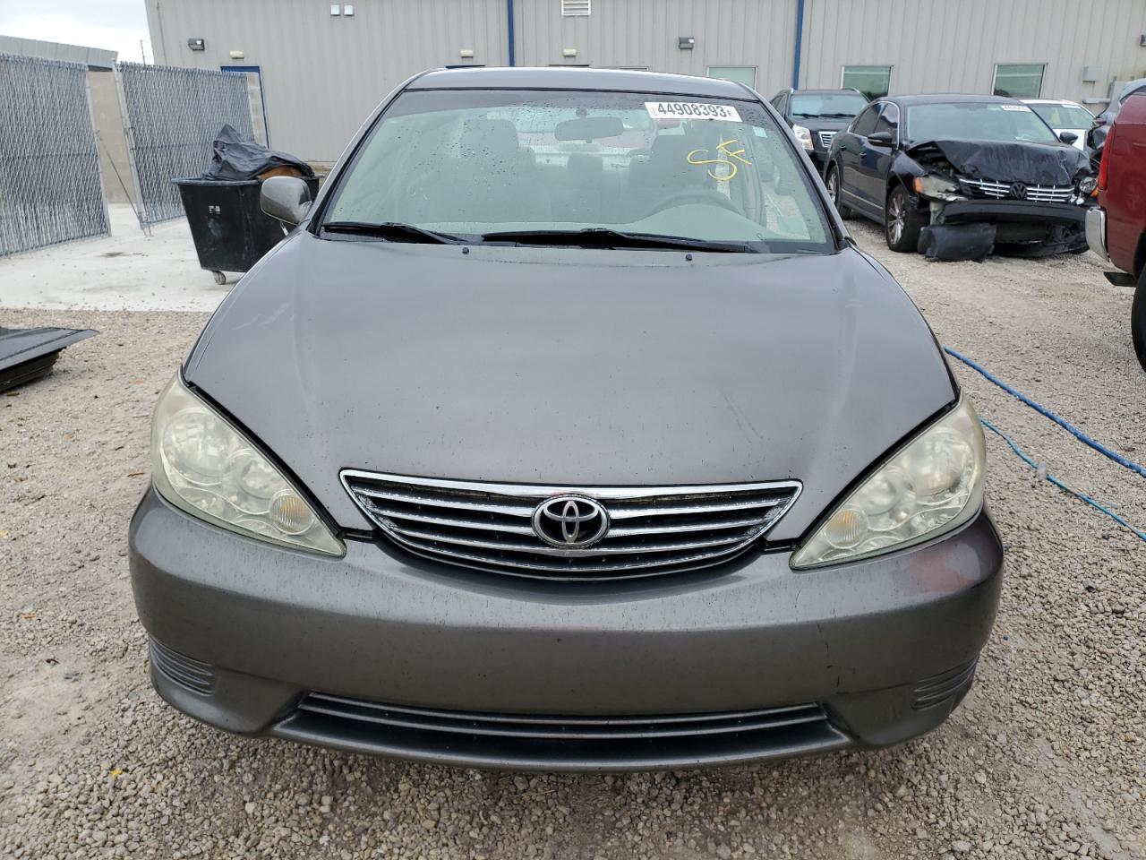 2005 TOYOTA CAMRY