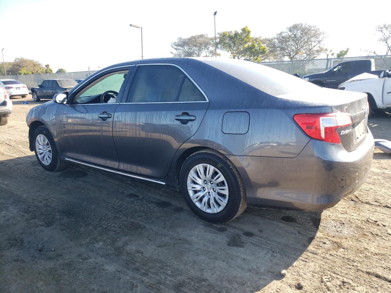 2012 TOYOTA CAMRY