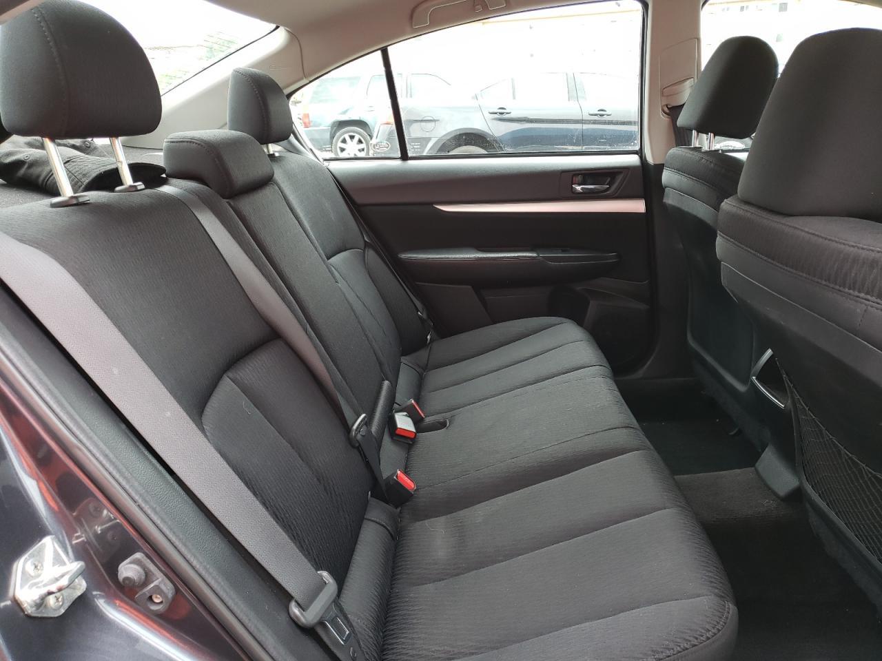 2010 SUBARU Legacy
