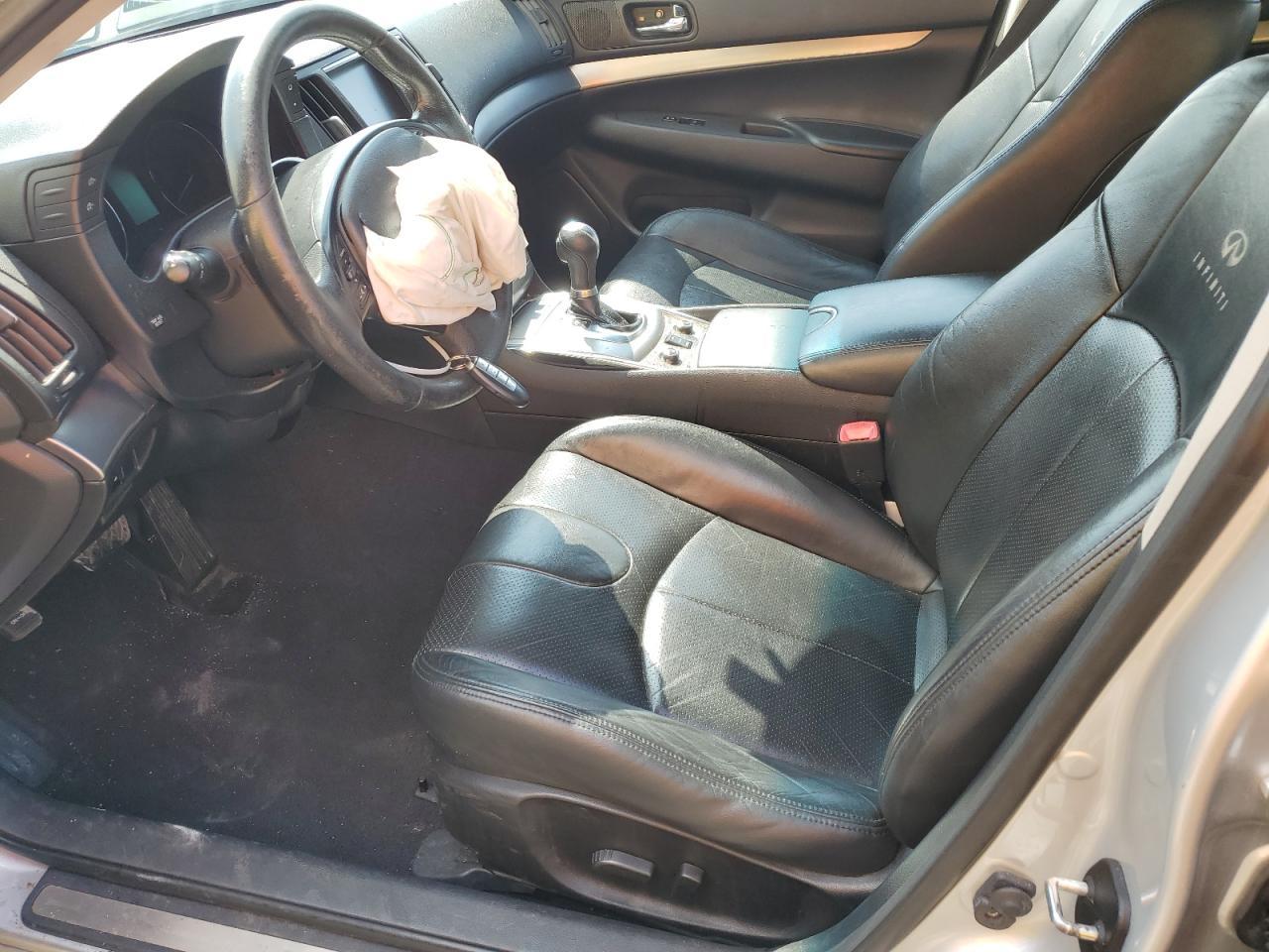 2011 INFINITI G25