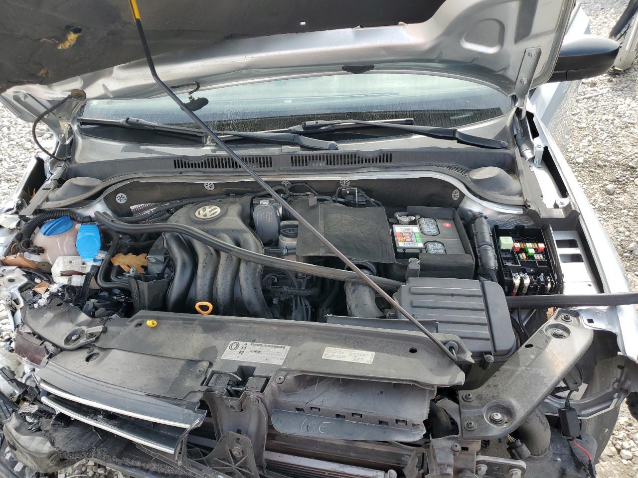 2015 VOLKSWAGEN JETTA