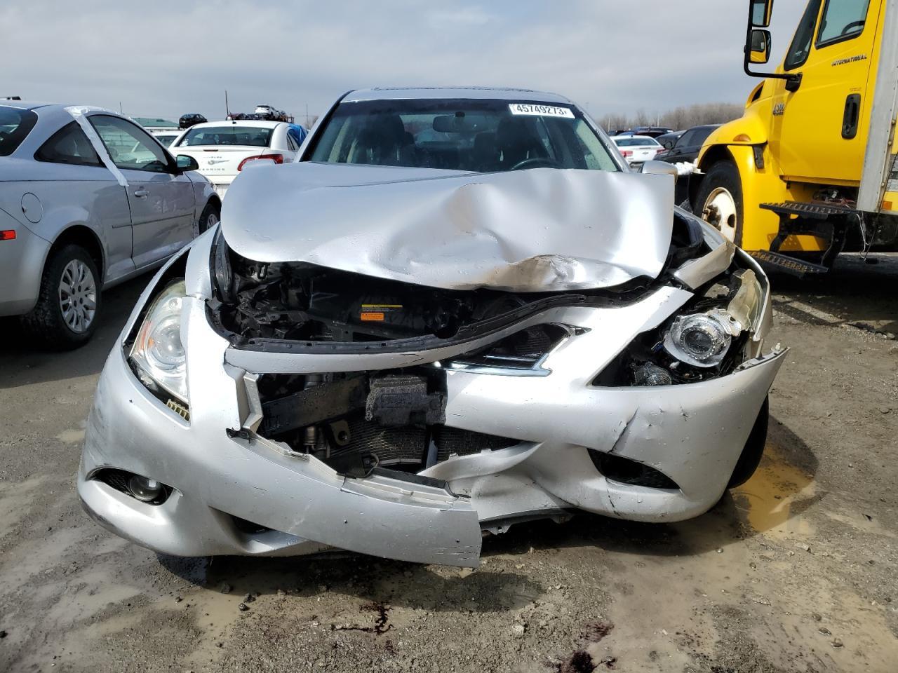 2011 INFINITI G25