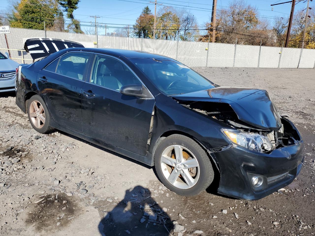 2012 TOYOTA CAMRY