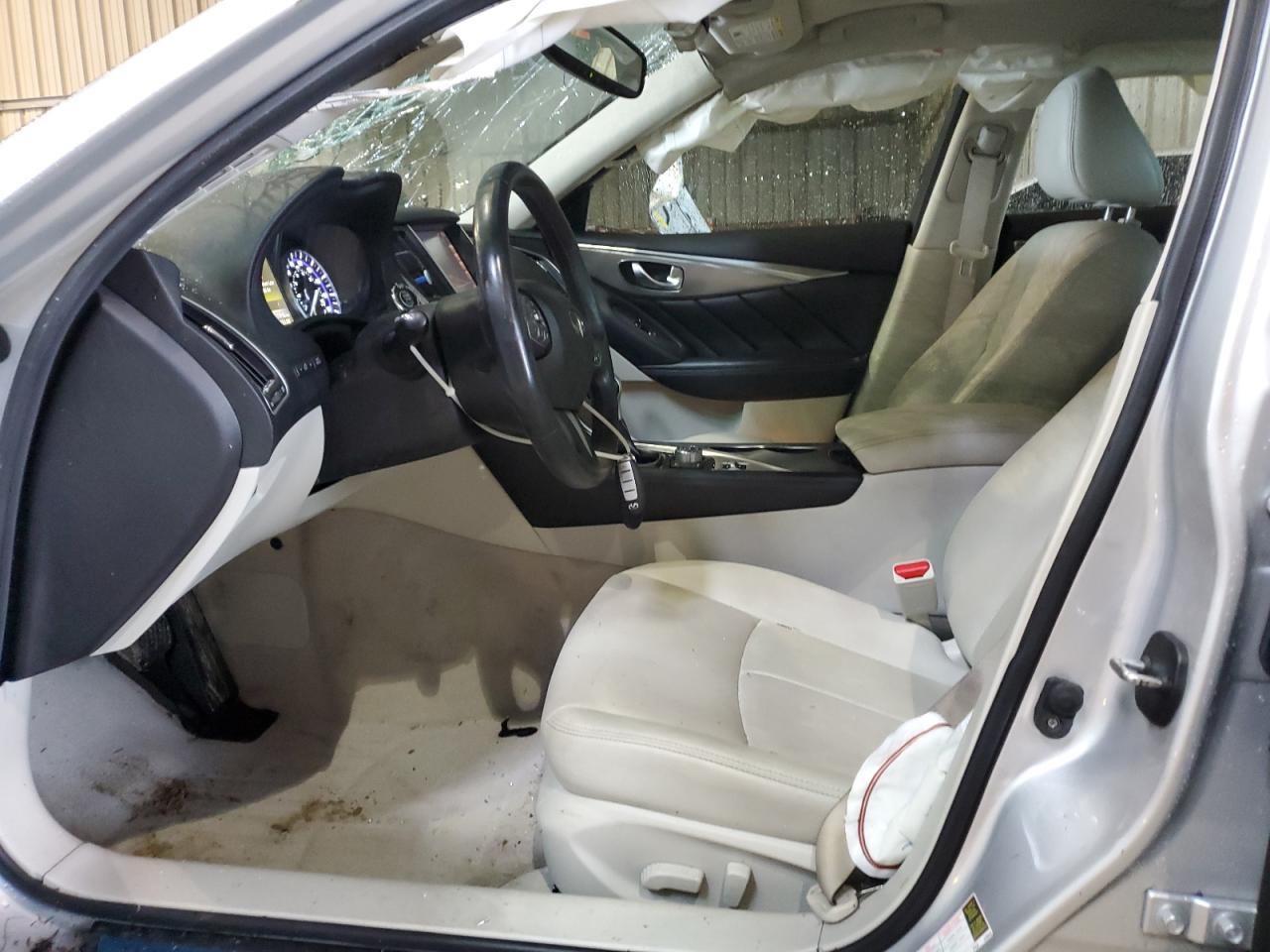 2017 INFINITI Q50
