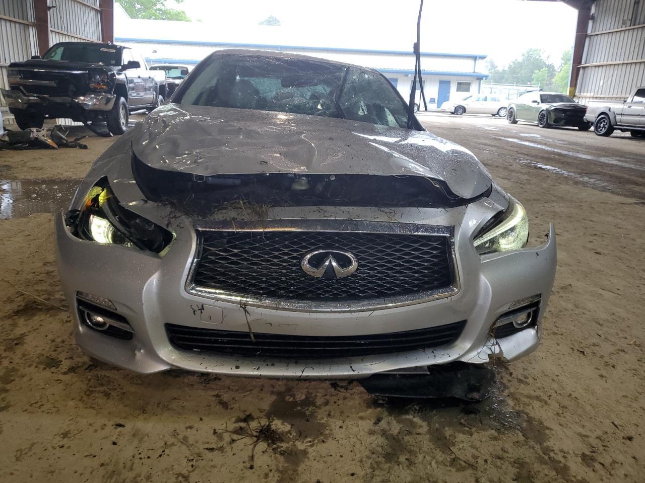 2017 INFINITI Q50