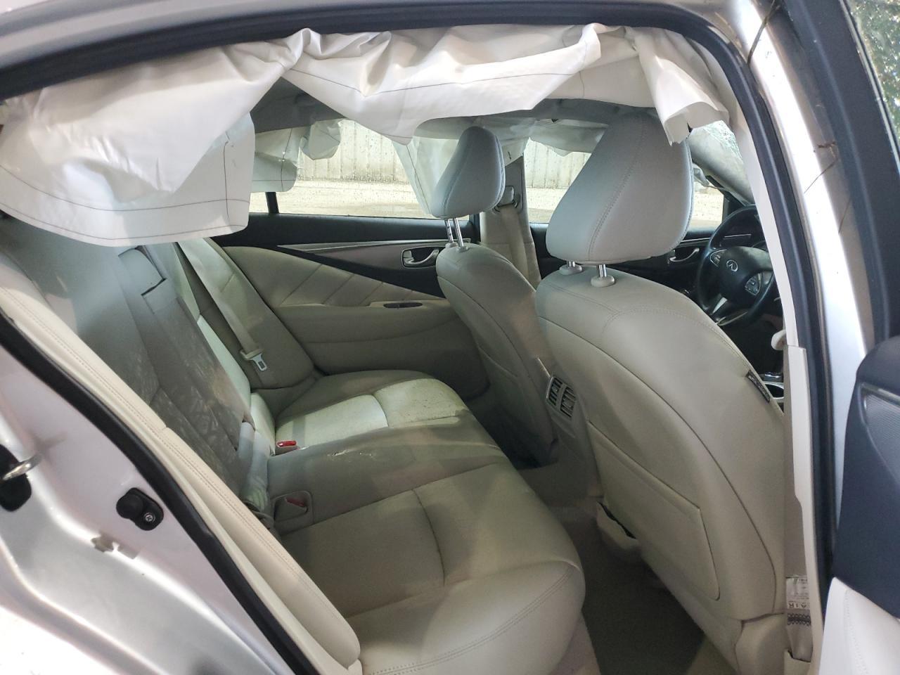 2017 INFINITI Q50