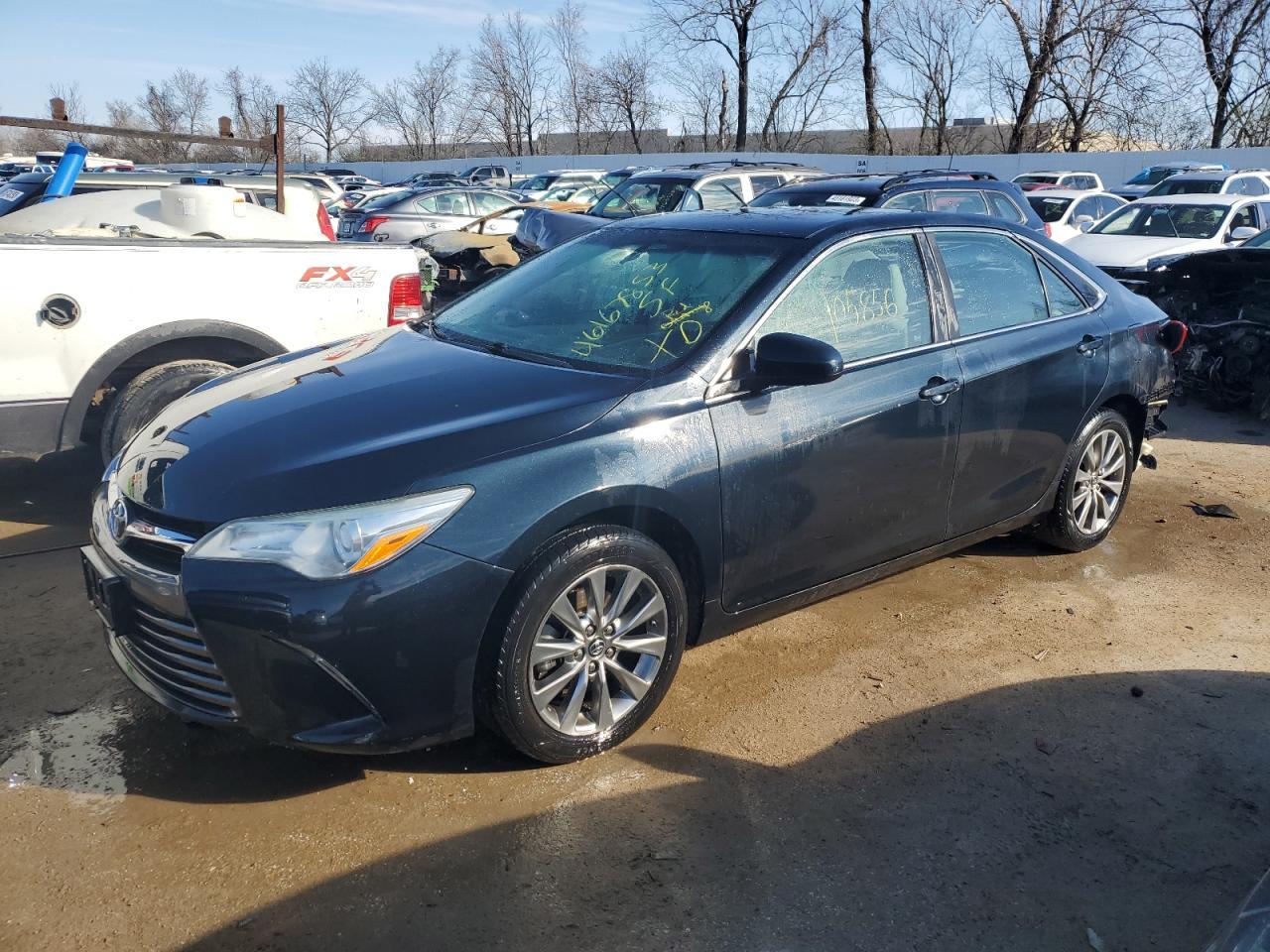 2015 TOYOTA CAMRY