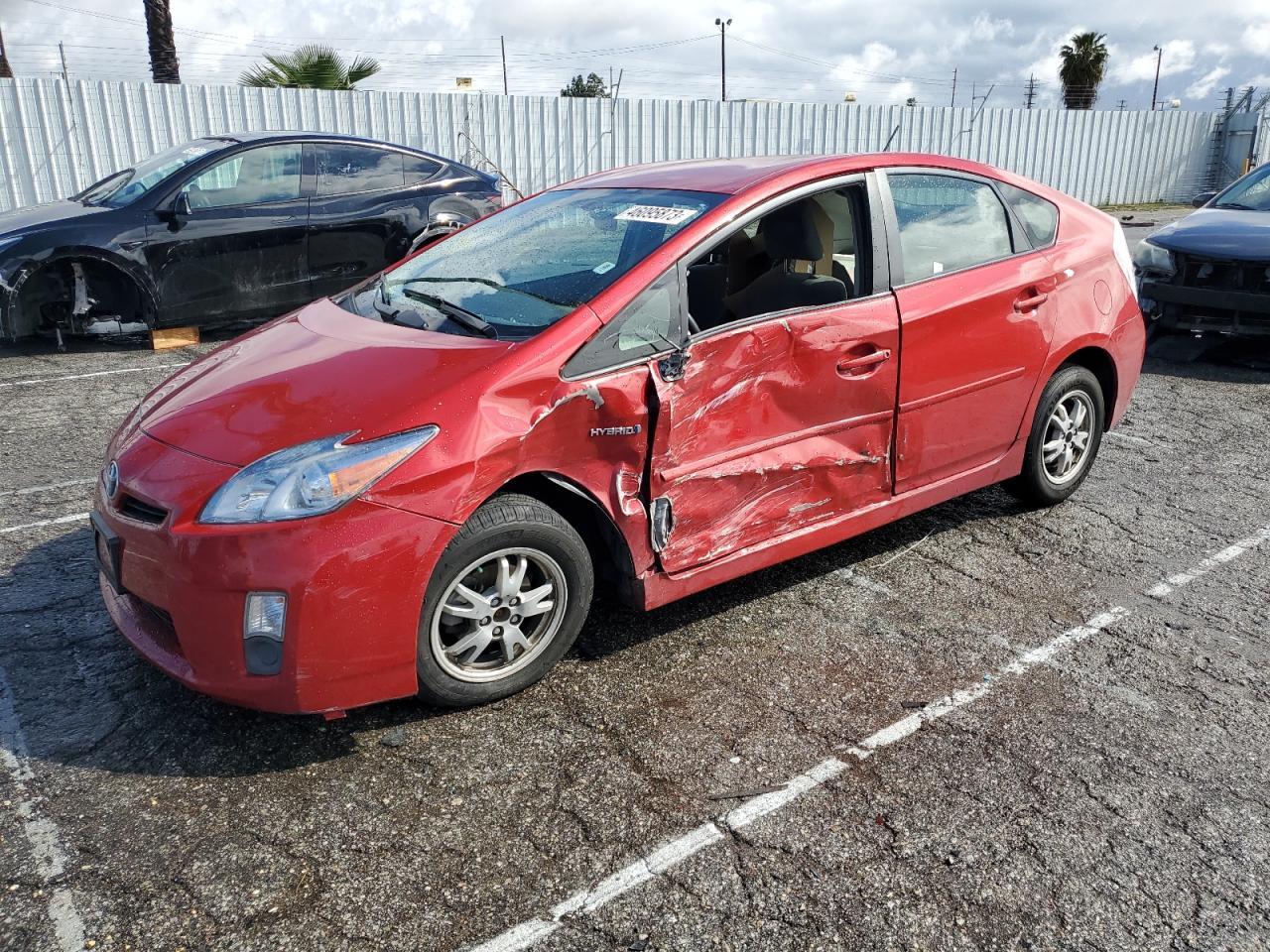 2011 TOYOTA PRIUS